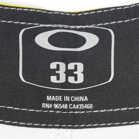 NWT Oakley Swim Trunks Board Shorts 19" Yellow 33 - Picture 5 of 5